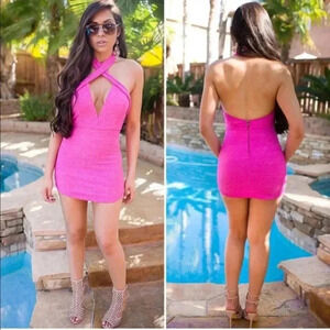 Halter Hot Pink It